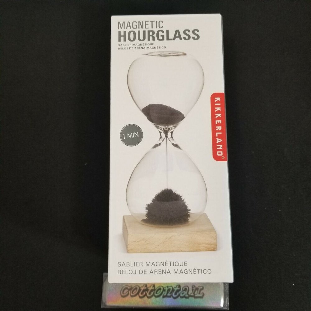 Kikkerland Magnetic Hourglass - Wood Base - Ferrous Black Sand - 1 Min - Picture 2 of 4